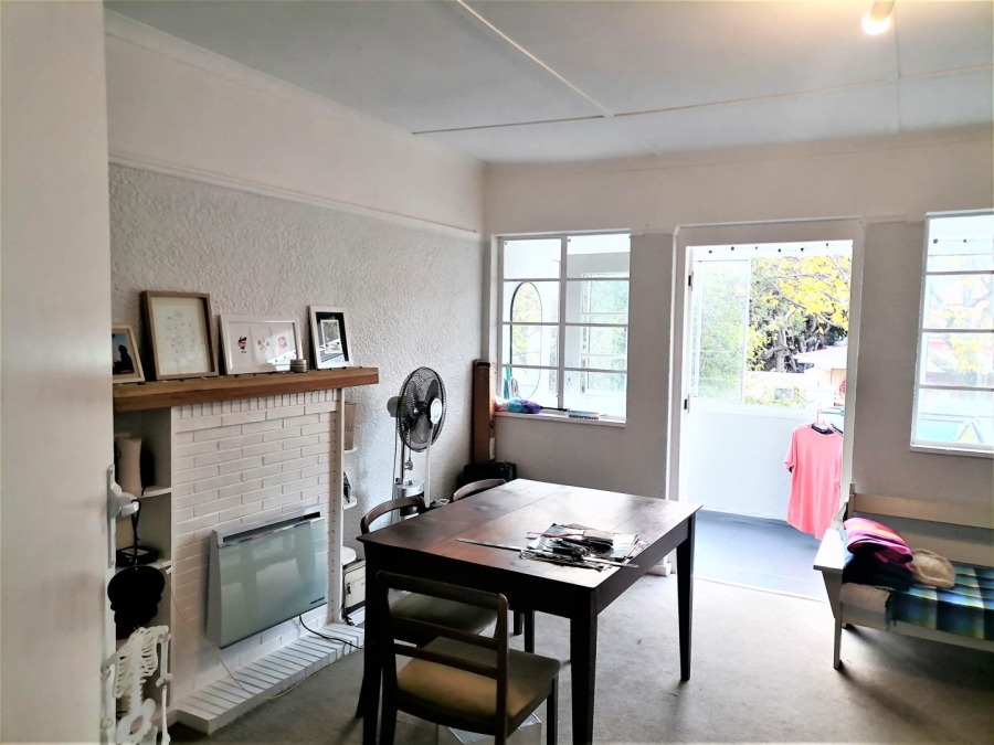 1 Bedroom Property for Sale in Kenilworth Western Cape